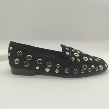 MOCASINES TACHUELAS COLOR NEGRO
