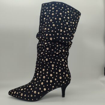 BOTA ANTELINA TACHUELAS DORADAS , TACÓN FINO NEGRAS